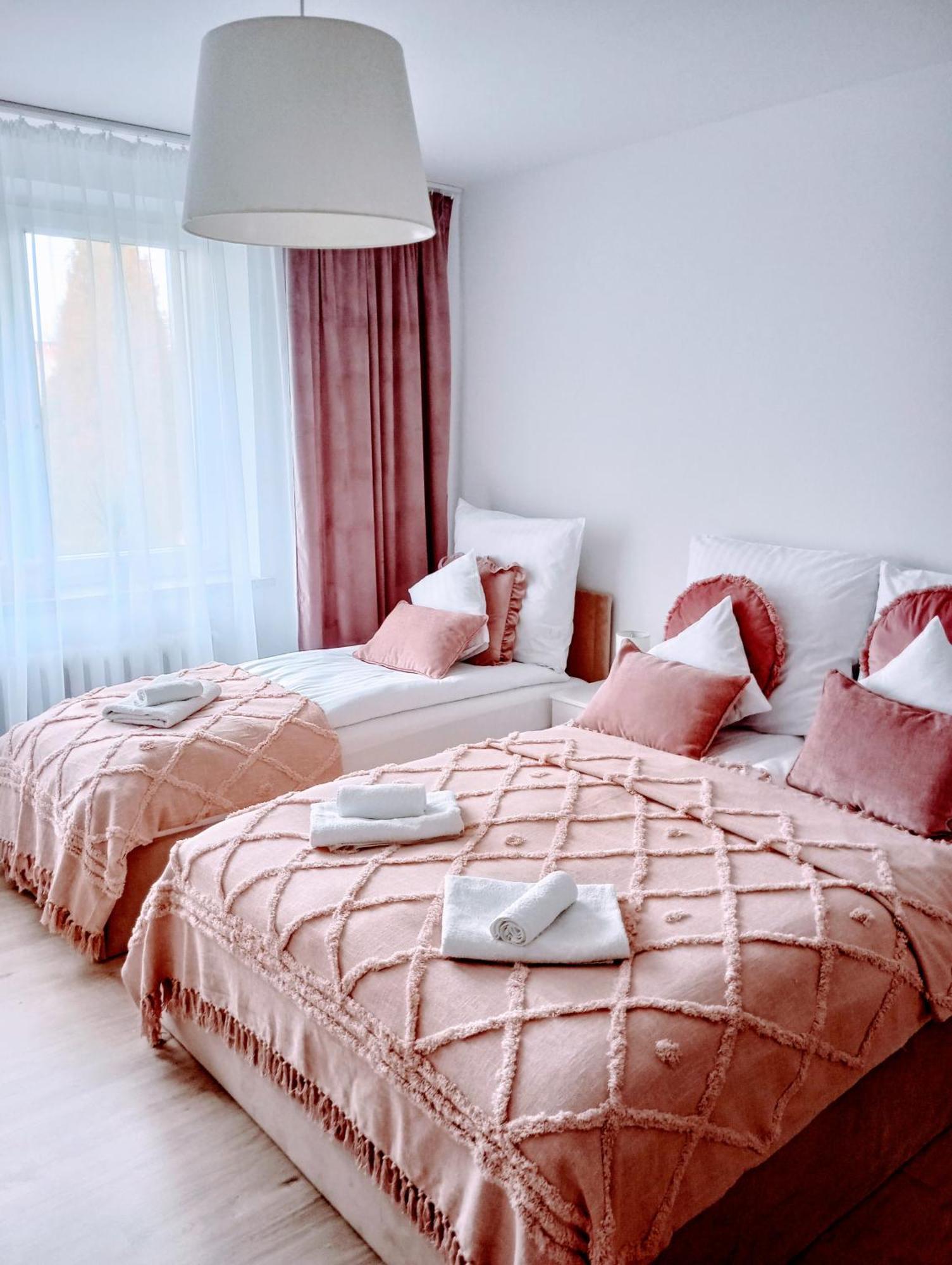 Cztery Katy Zator Energylandia Przeciszow Apartment Ngoại thất bức ảnh